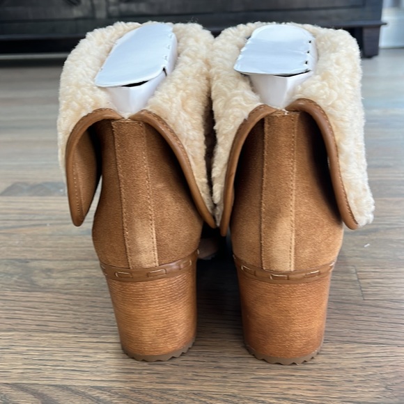 Never used!!! Crown Vintage Sherpa Seloina Bootie - Picture 4 of 7